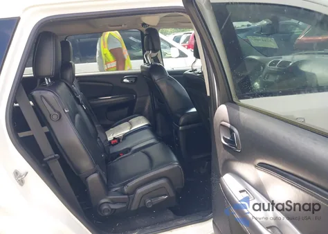 2012 Dodge Journey Crew z USA, uszkodzony, nr VIN 3C4PDCDG1CT147138